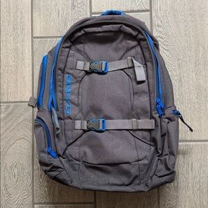 Dakine Mission Backpack Snowboard Skateboard Gray and Blue